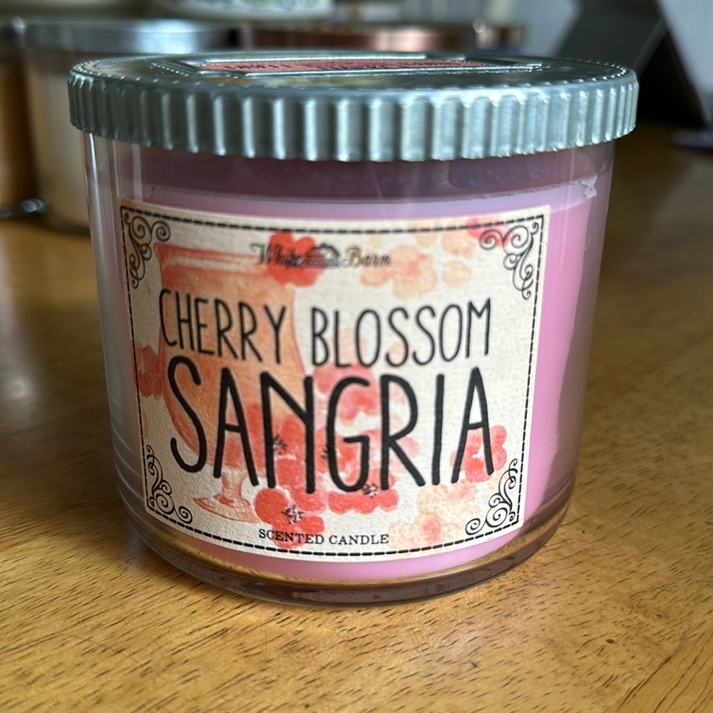 Bath & Bodyworks Cherry Blossom Sangria 3 wick candle